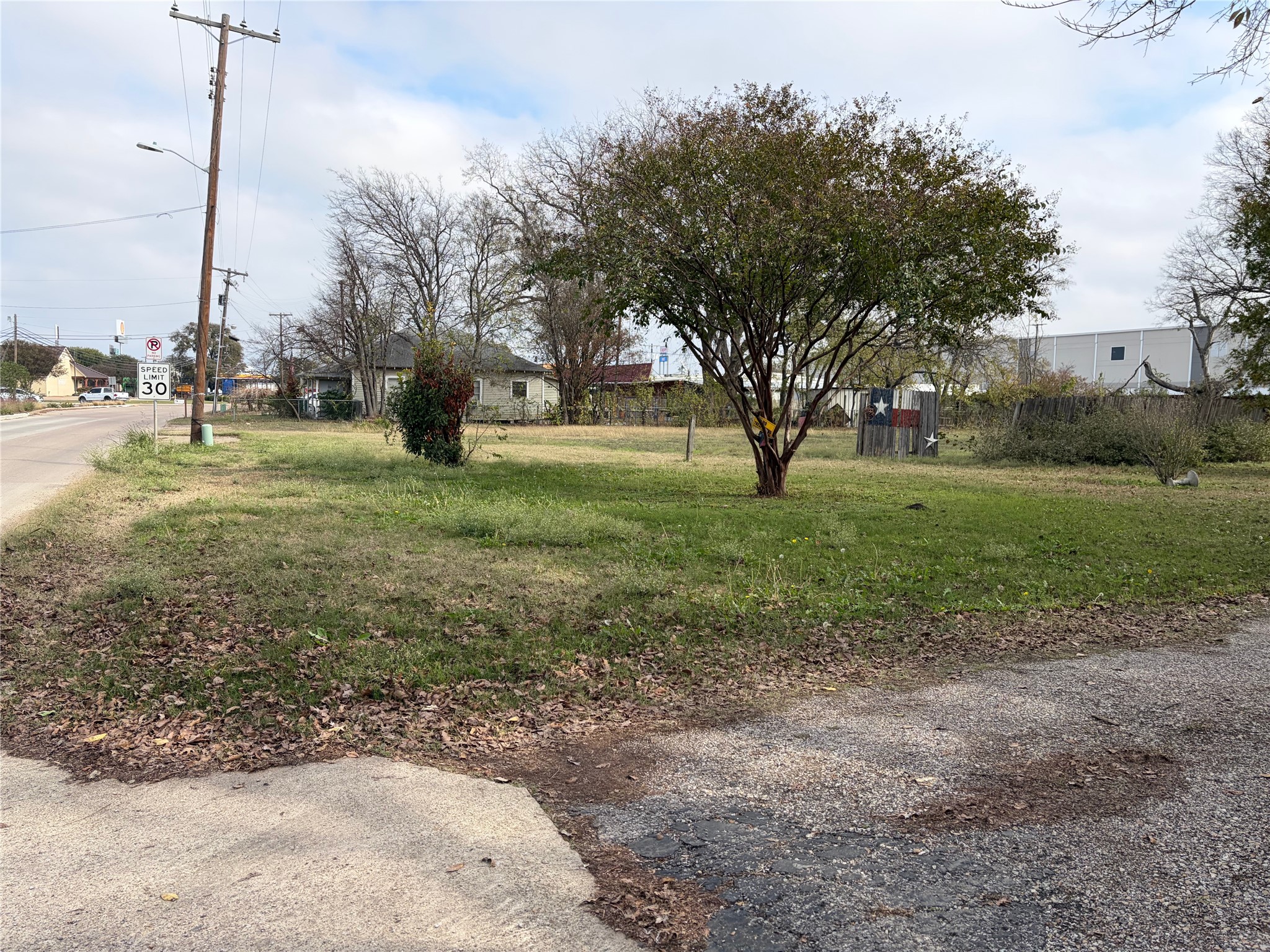 320 & 330 E Belt Line Road Wilmer TX 75172