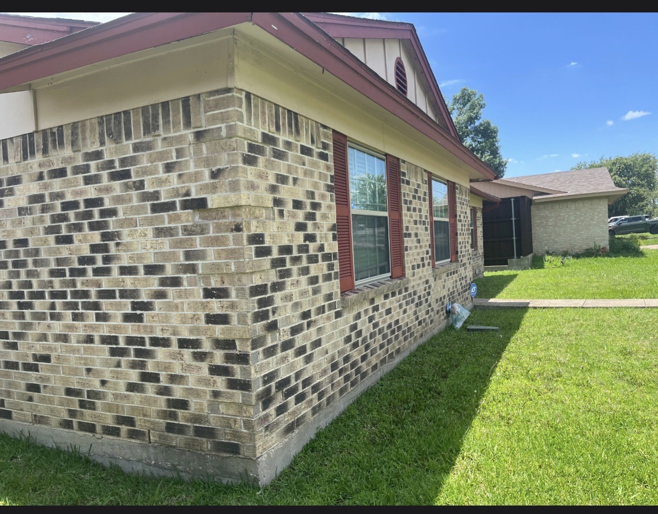 914 Pleasant Valley Road Garland TX 75040