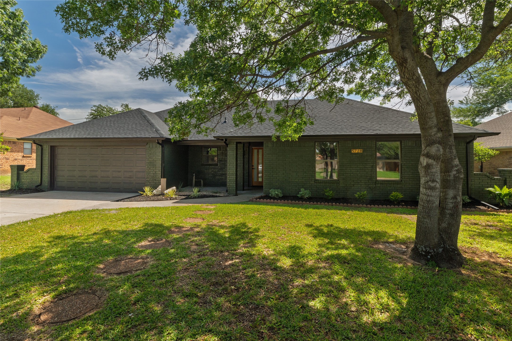 5728 Caracas Drive North Richland Hills TX 76180