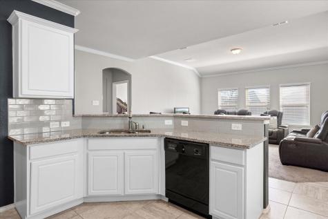 424 Eureka Court Burleson TX 76028