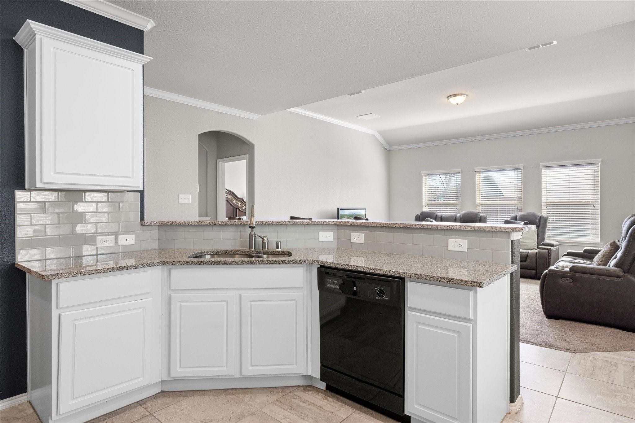 424 Eureka Court Burleson TX 76028
