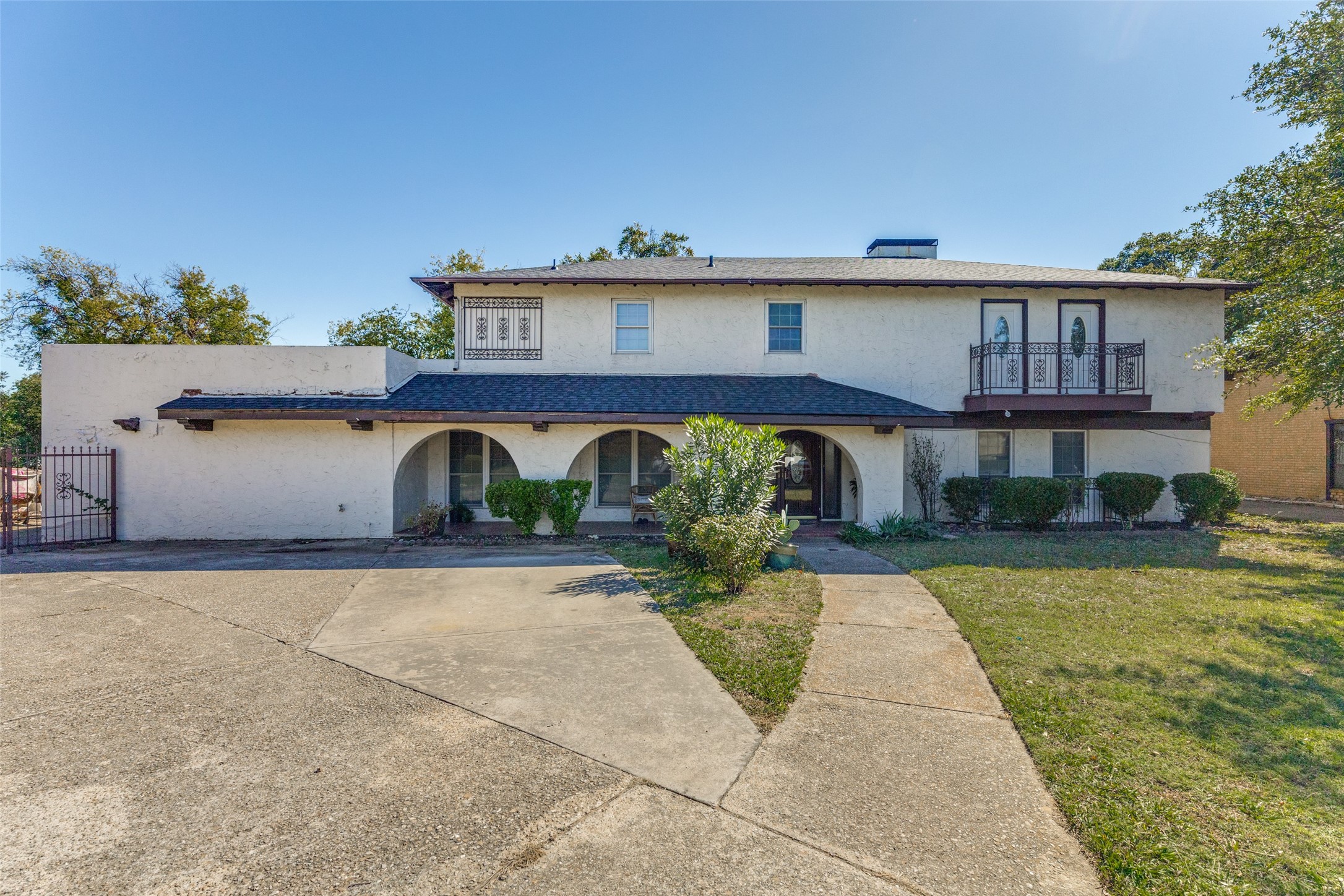 3844 Diamond Loch W North Richland Hills TX 76180