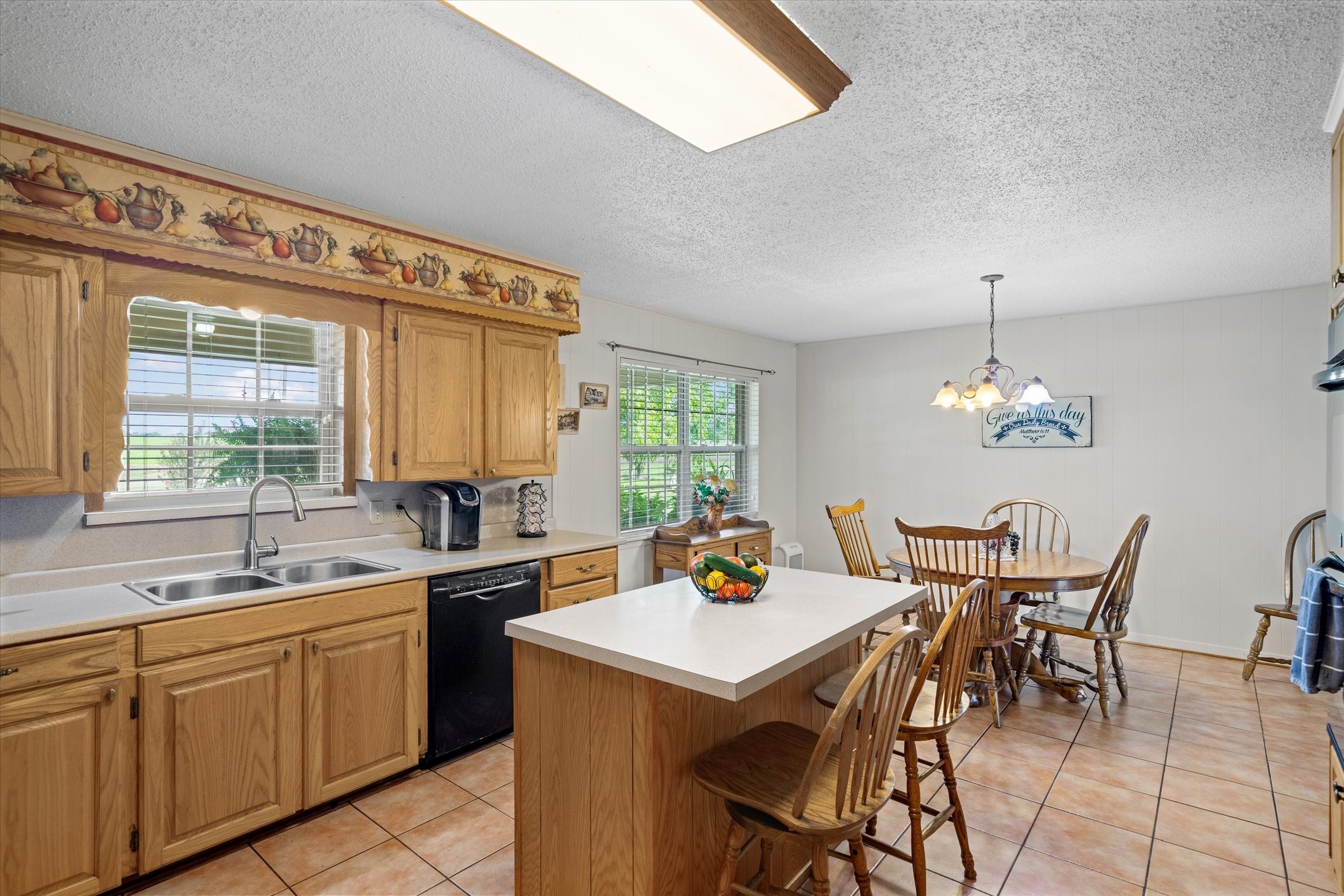 3399 Vz County Road 1110 Road Grand Saline TX 75140