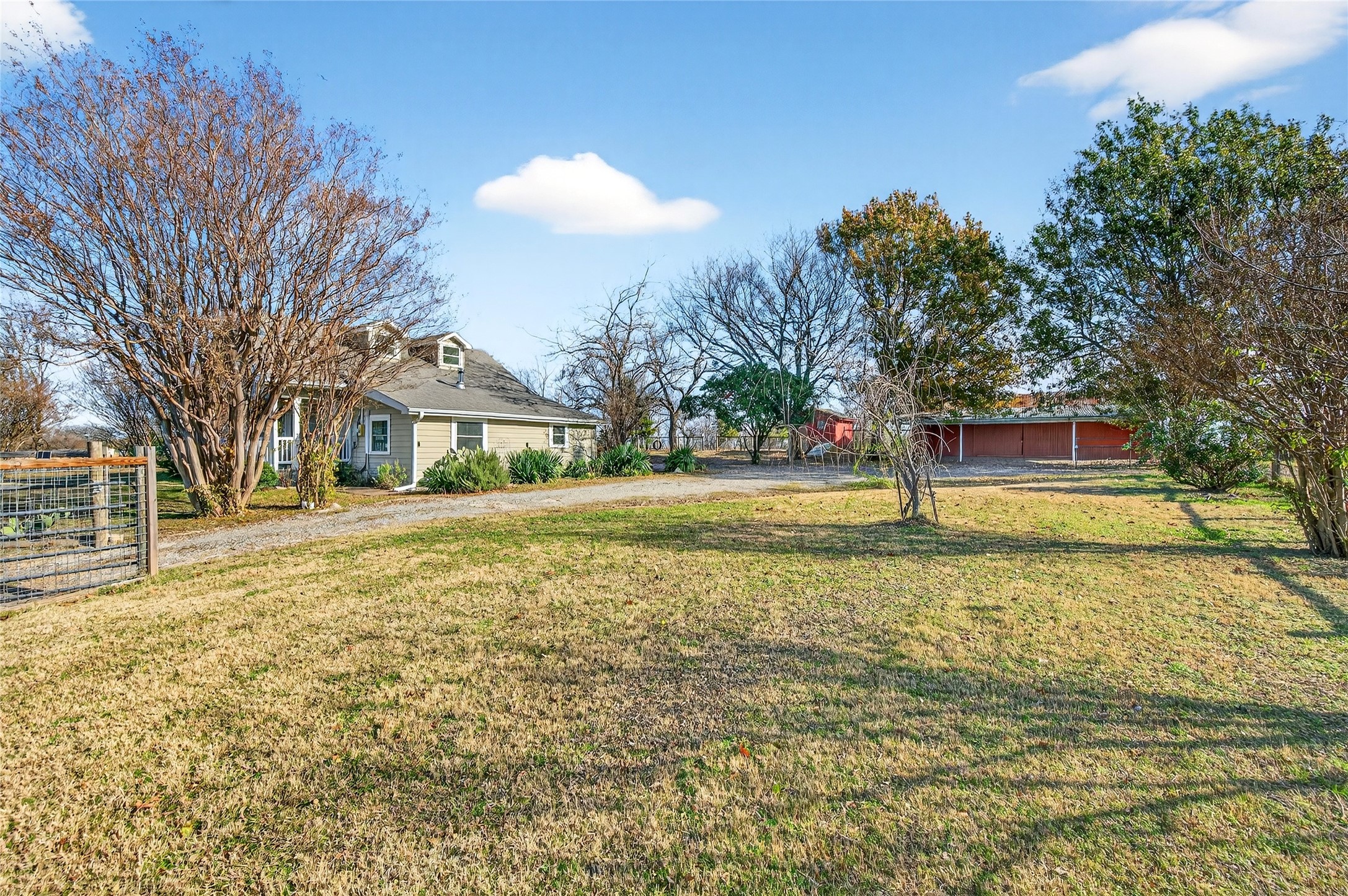 1883 S Fm 2077 Dodd City TX 75438