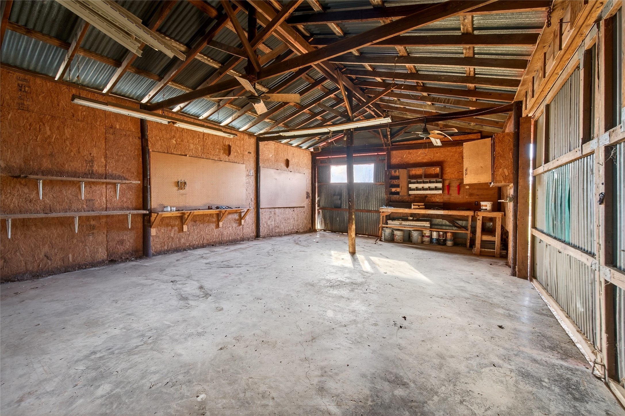 1883 S Fm 2077 Dodd City TX 75438