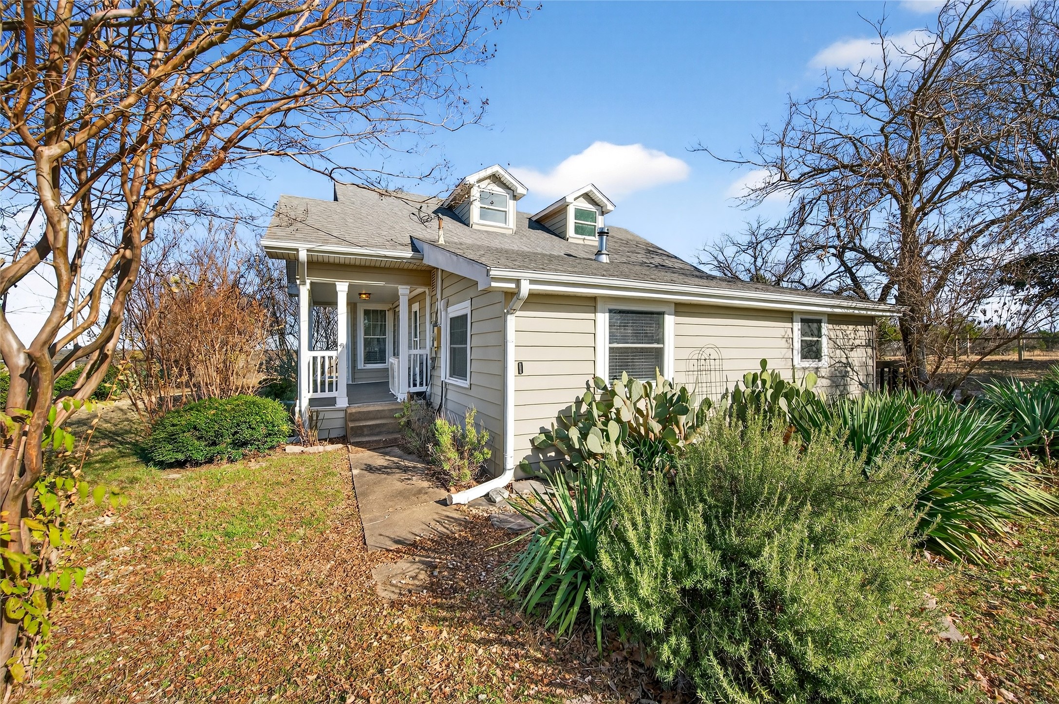 1883 S Fm 2077 Dodd City TX 75438