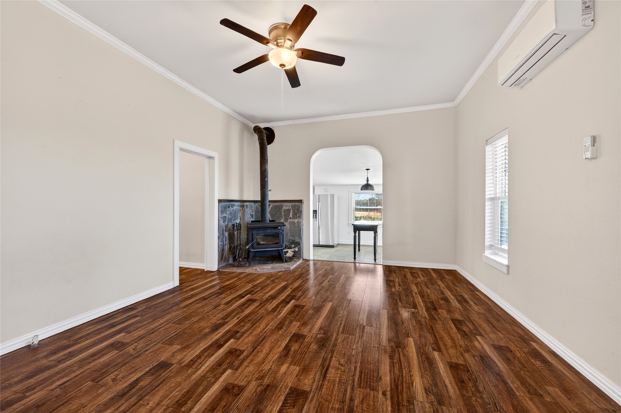 1883 S Fm 2077 Dodd City TX 75438