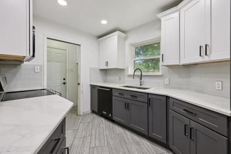 2417 Meadow Court Bedford TX 76021