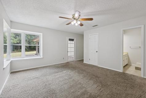 2417 Meadow Court Bedford TX 76021