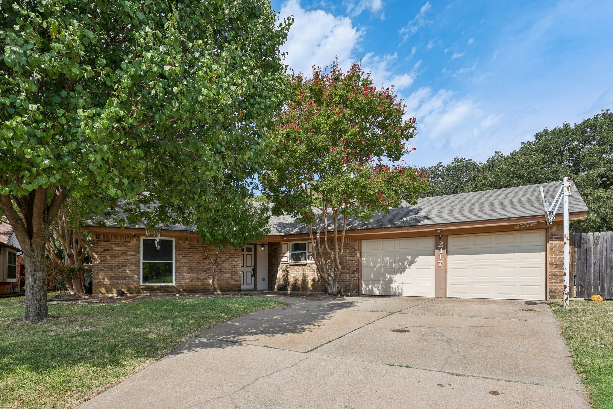 2417 Meadow Court Bedford TX 76021