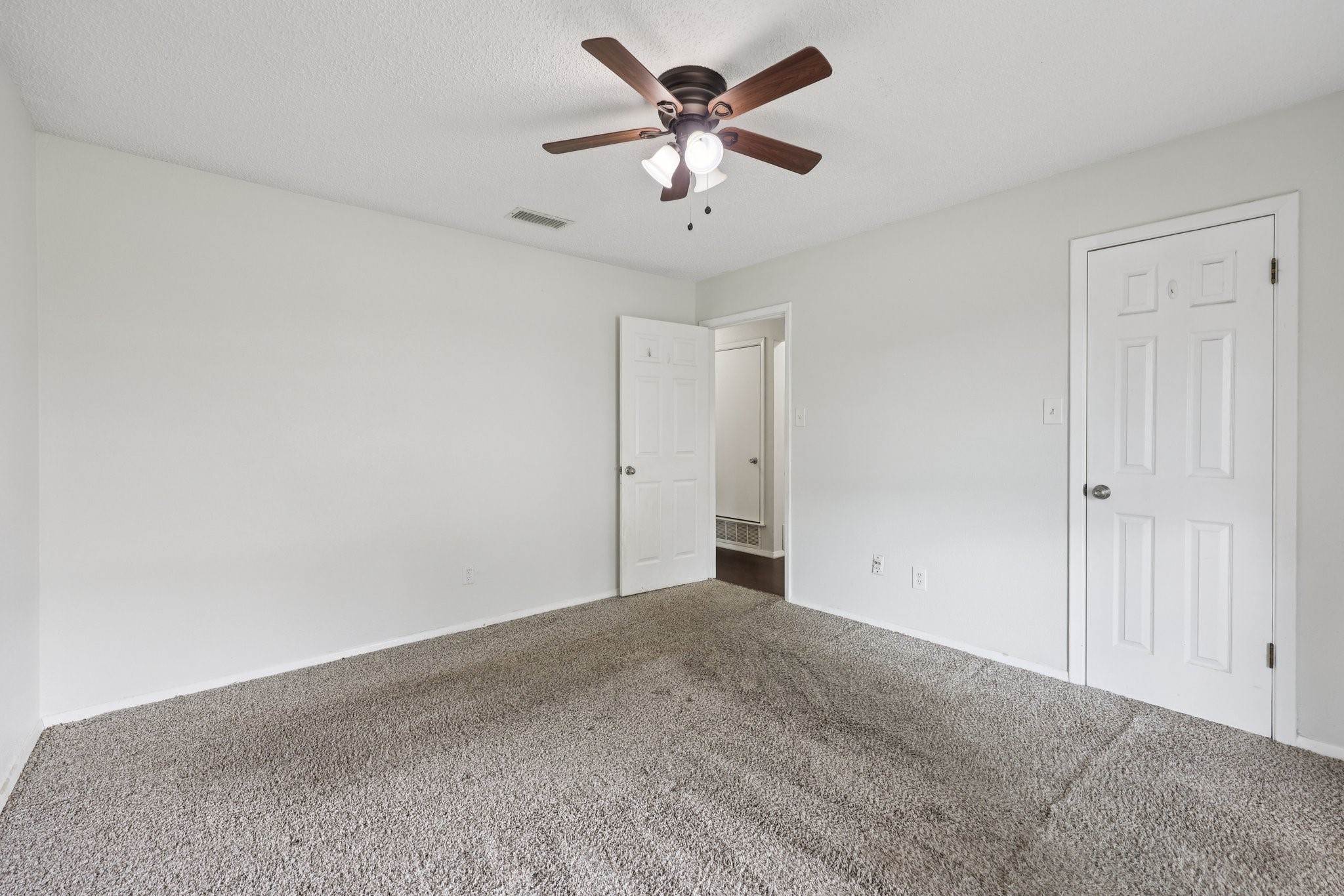 2417 Meadow Court Bedford TX 76021