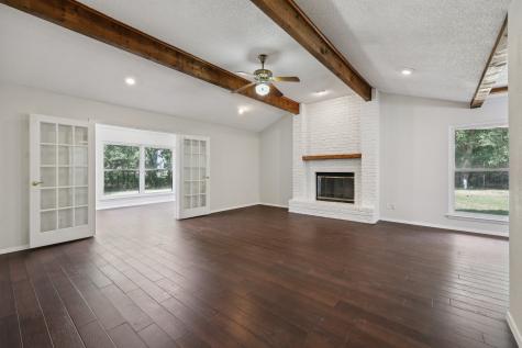 2417 Meadow Court Bedford TX 76021