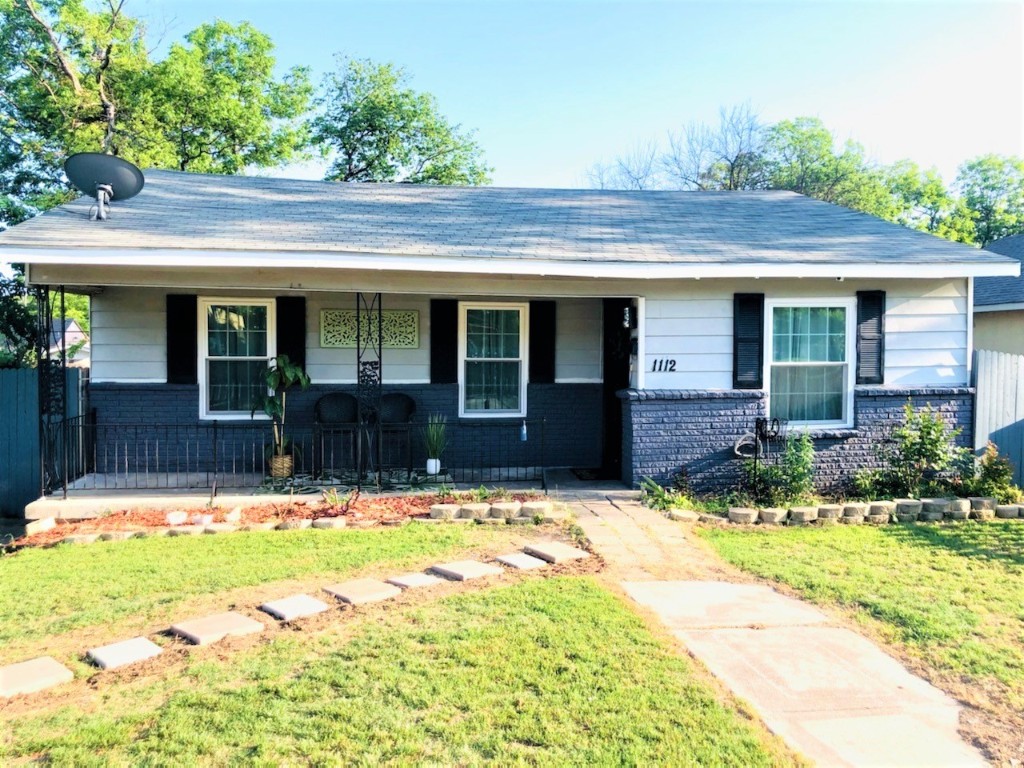 1112 E Arlington Avenue Fort Worth TX 76104