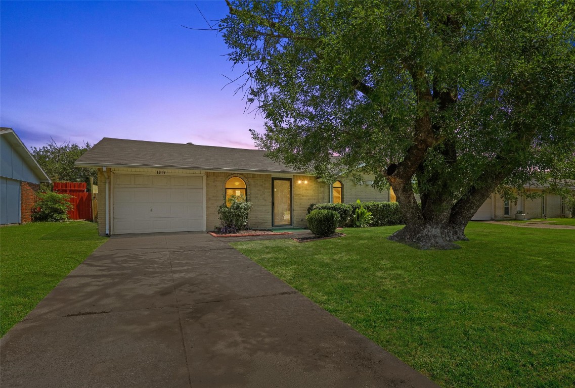 1813 Williamsburg Drive Plano TX 75074