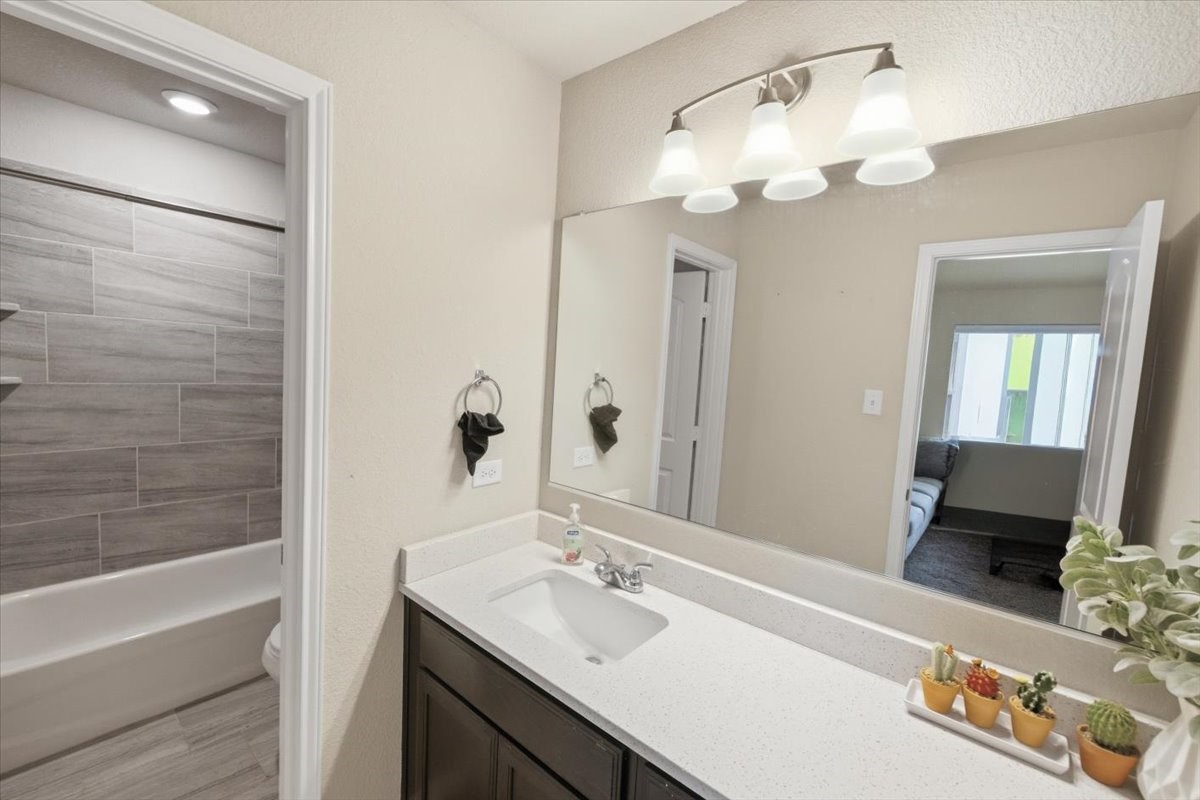 10701 Kestrel Court Waco TX 76708