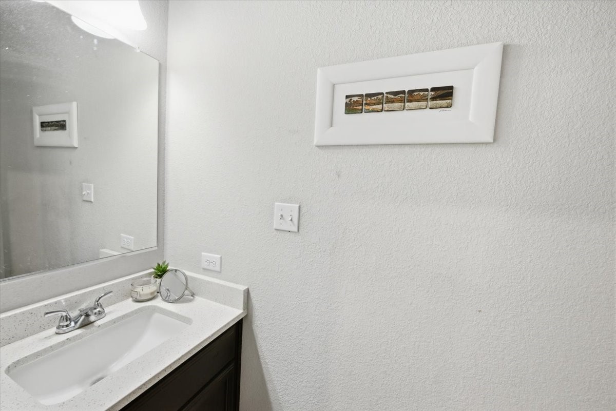 10701 Kestrel Court Waco TX 76708