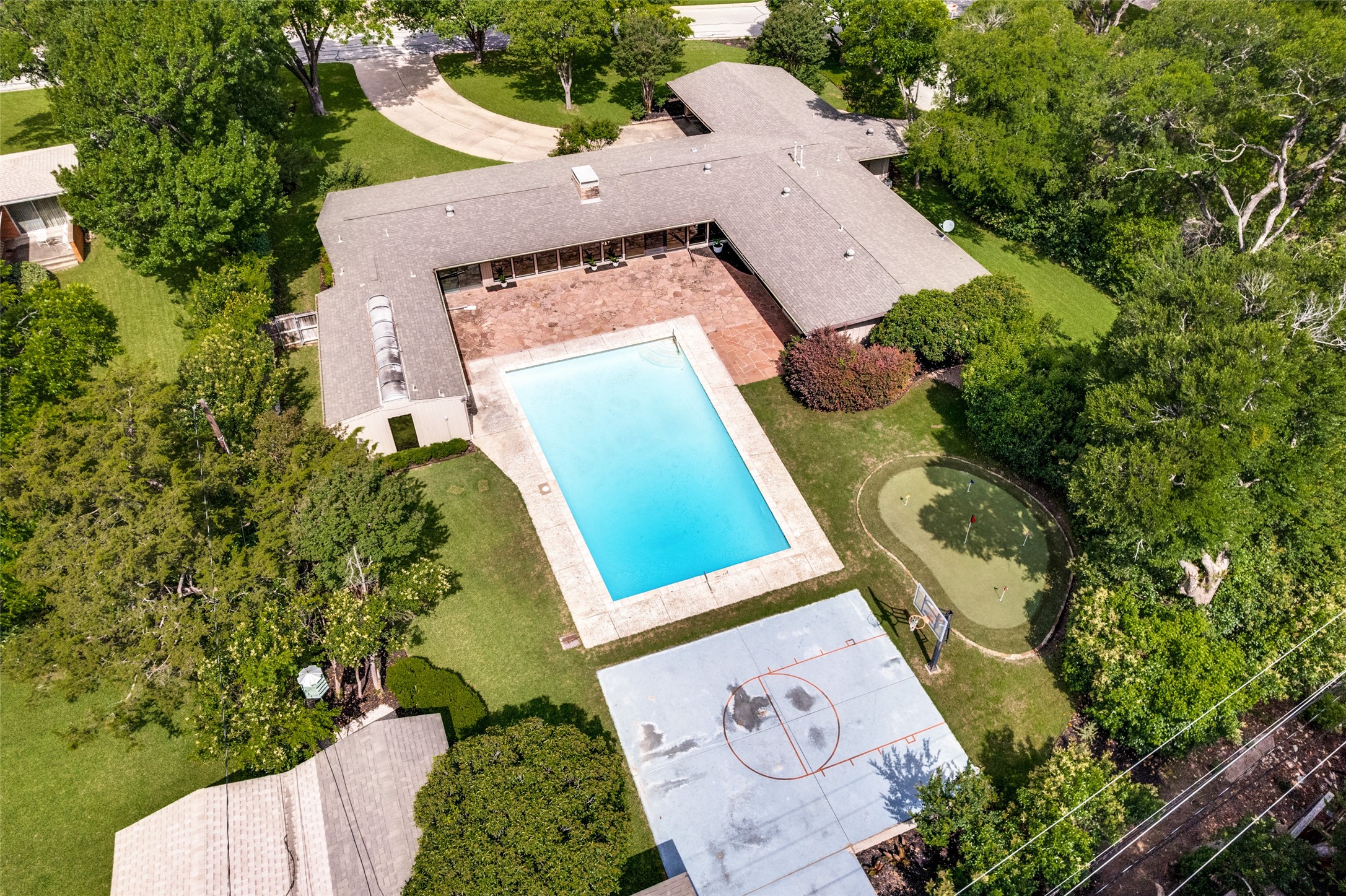 4101 Hildring Drive E Fort Worth TX 76109