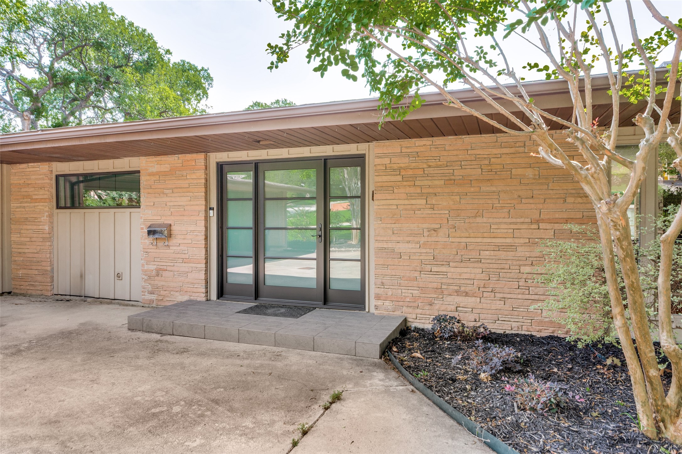 4101 Hildring Drive E Fort Worth TX 76109