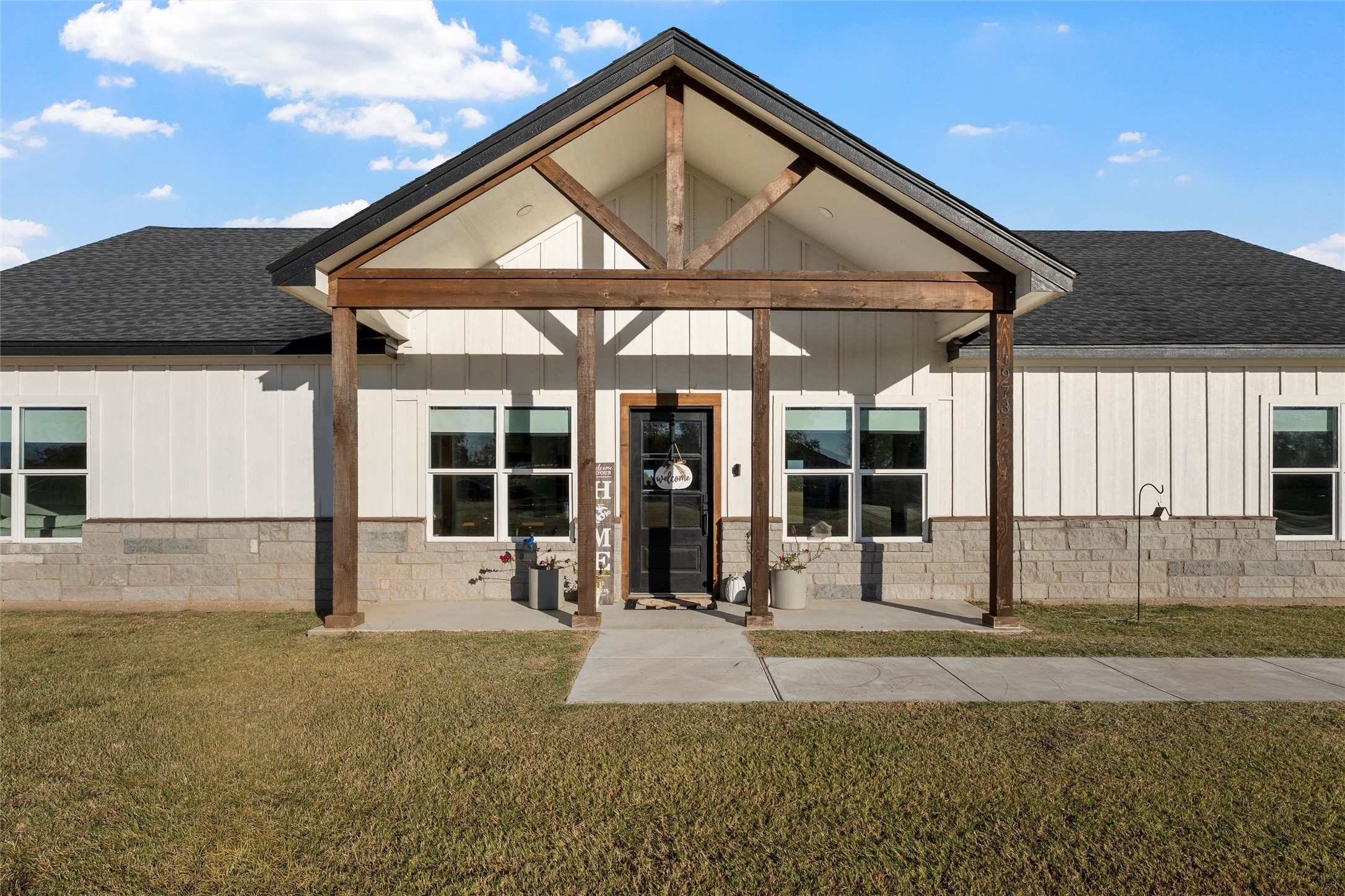 1973 Jackson Lane China Spring TX 76633