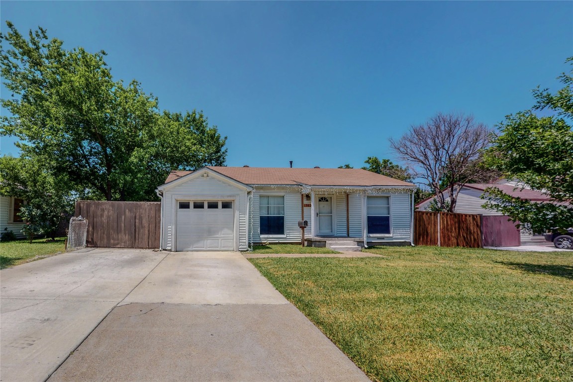 141 W Avenue F Garland TX 75040