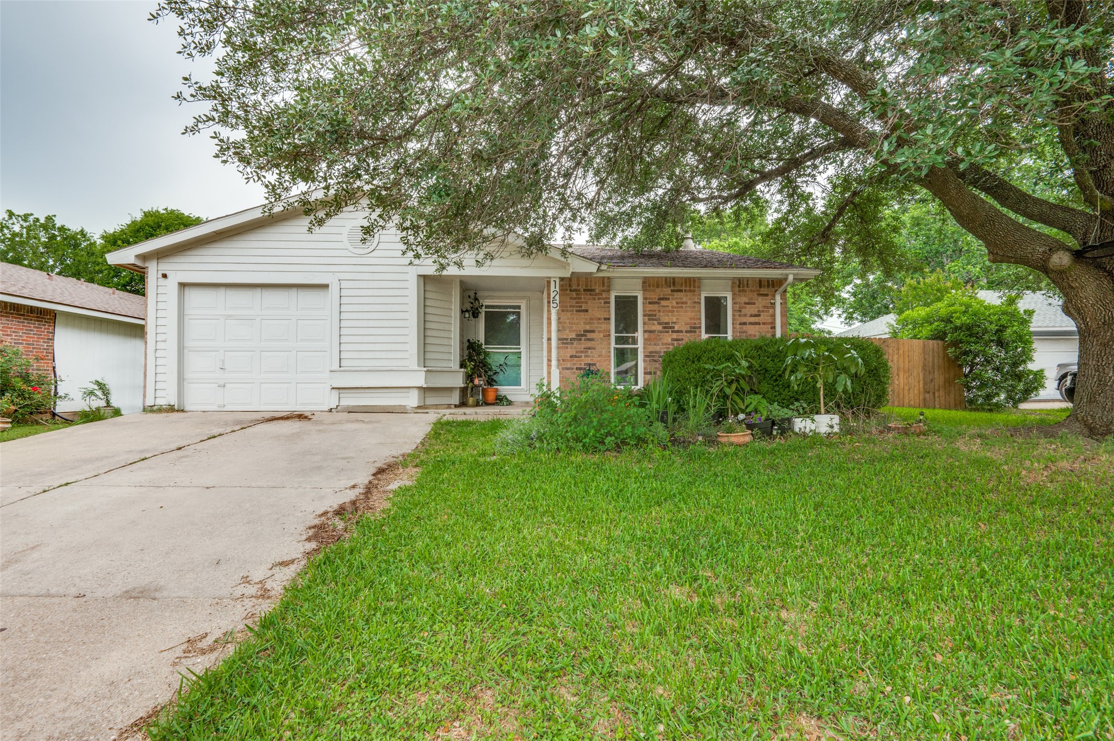 125 London Lane Glenn Heights TX 75154
