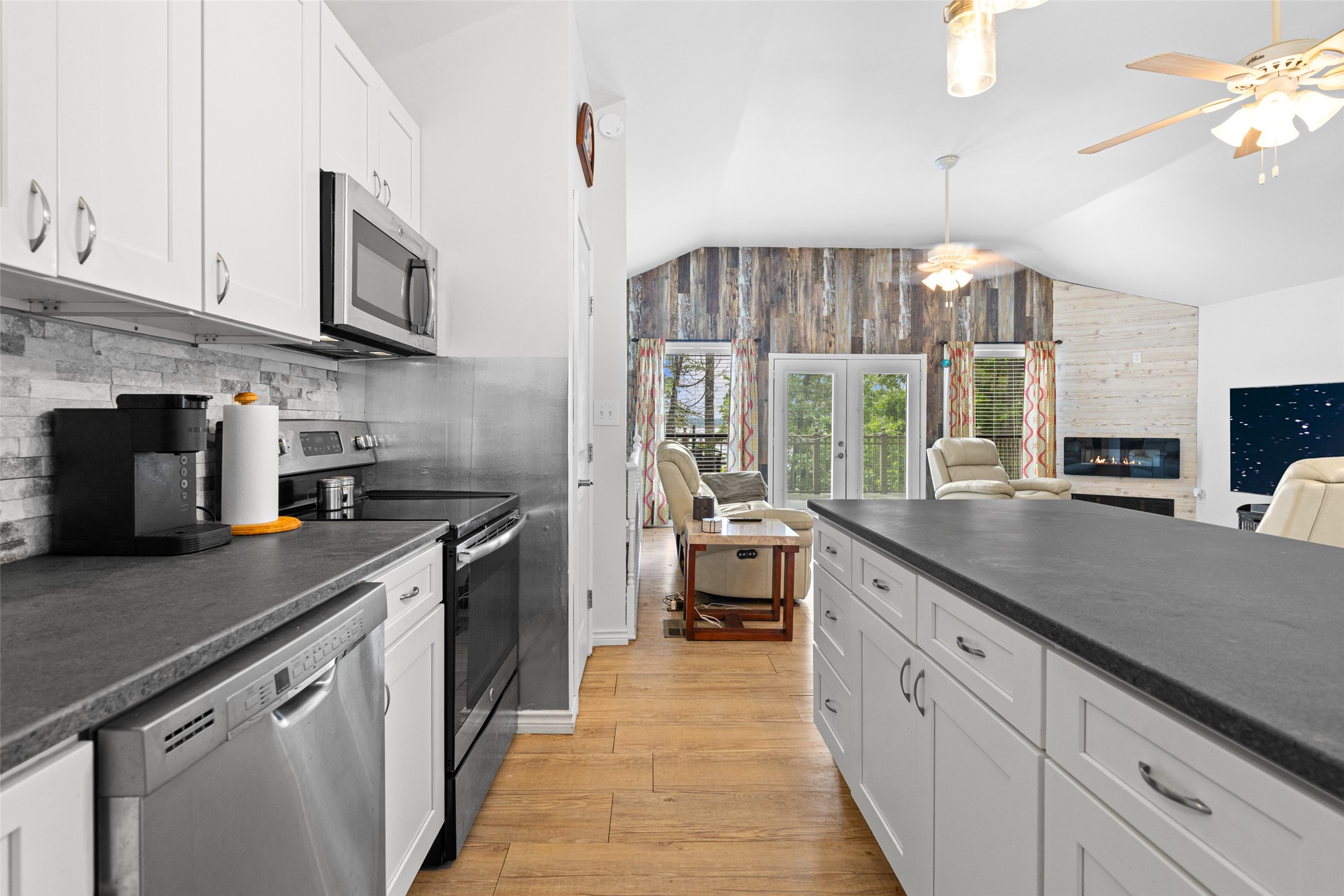 670 Redbud Drive Avinger TX 75630