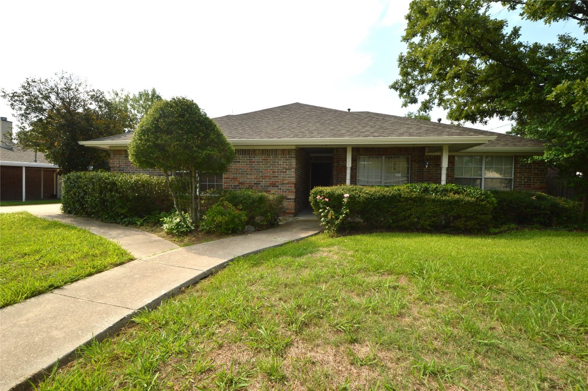 504 Houston Street Sanger TX 76266