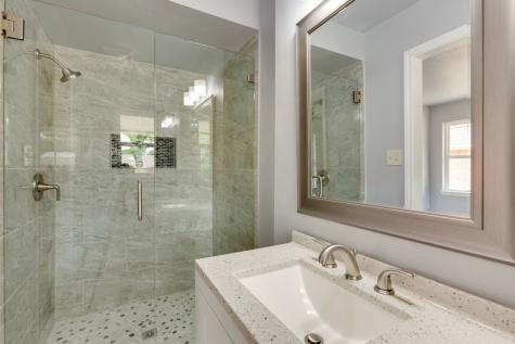 1218 Phoebe Lane Garland TX 75042