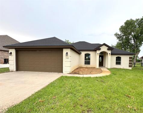 226 Lakeview Drive Runaway Bay TX 76426