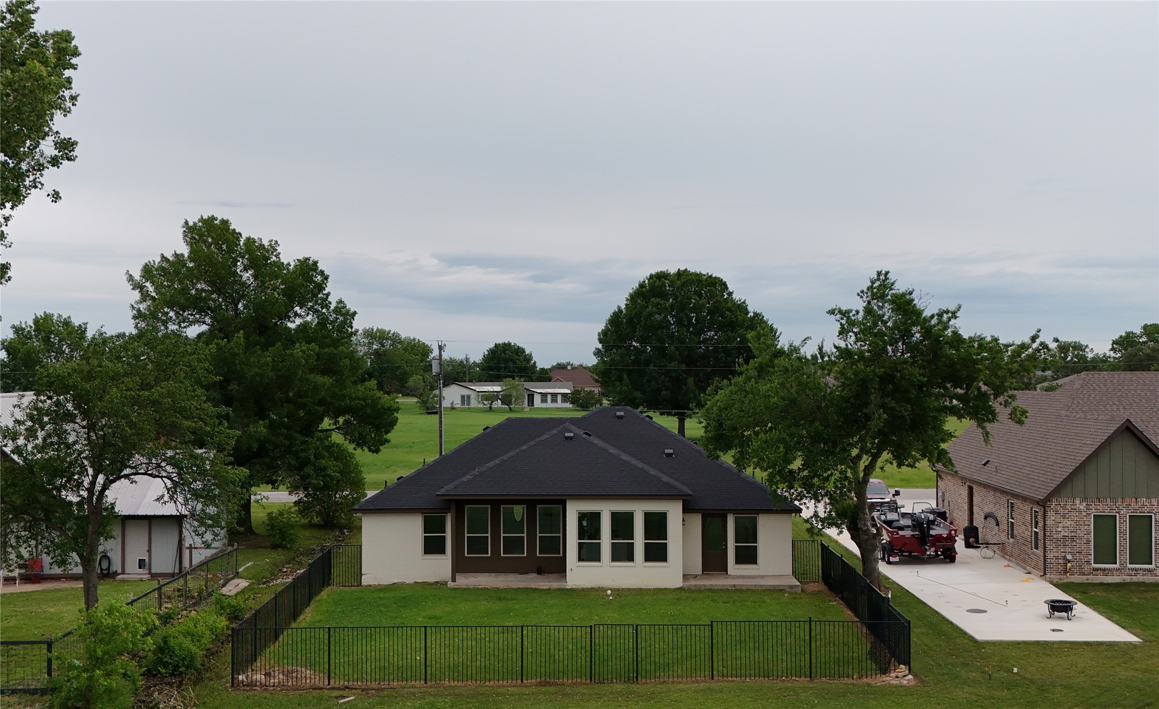226 Lakeview Drive Runaway Bay TX 76426