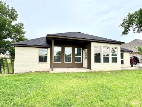 226 Lakeview Drive Runaway Bay TX 76426