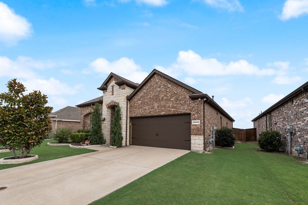 2443 San Marcos Drive Forney TX 75126