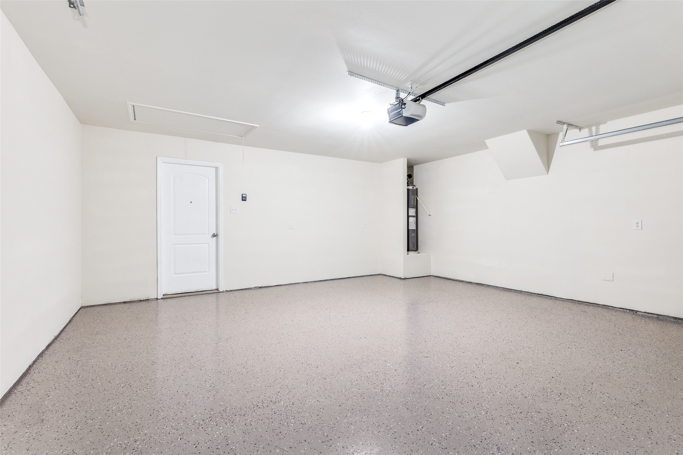144 Barbwire Way Newark TX 76071