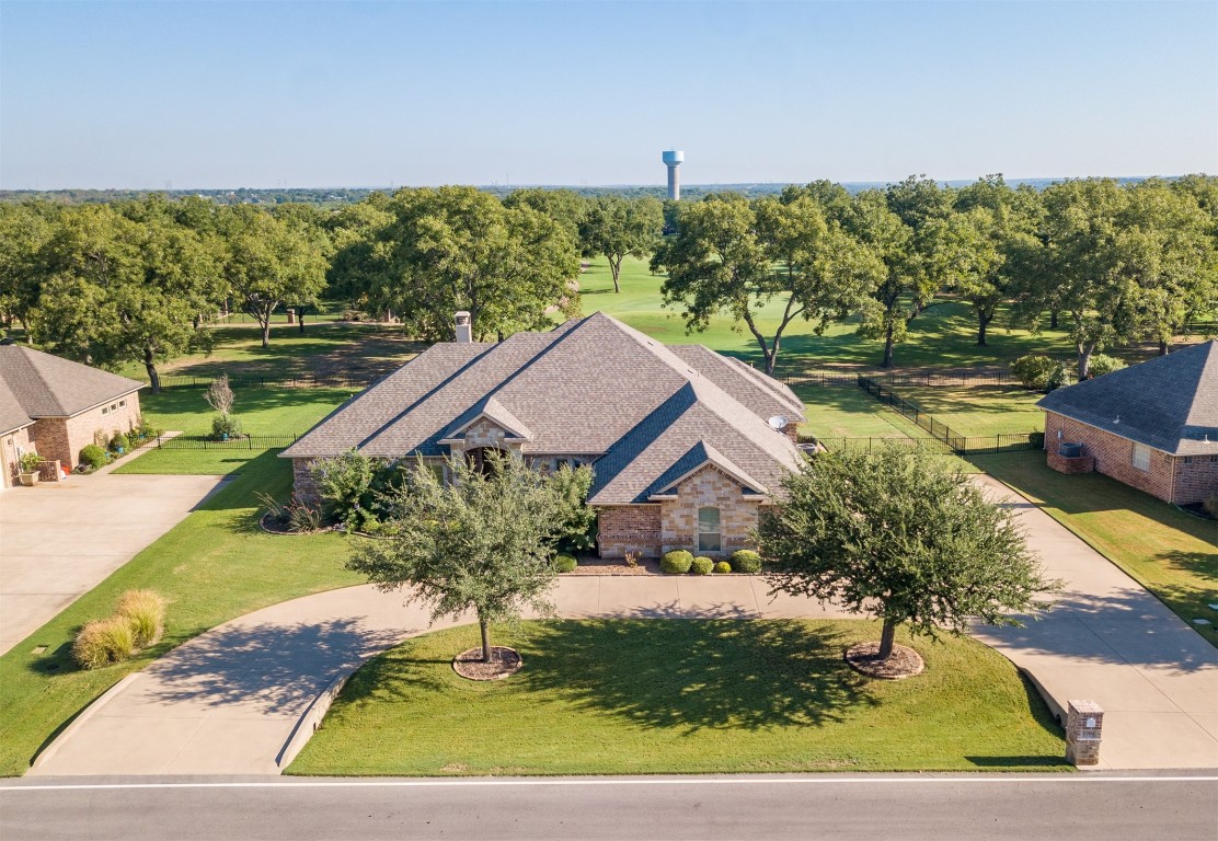 5704 Medinah Drive Granbury TX 76049