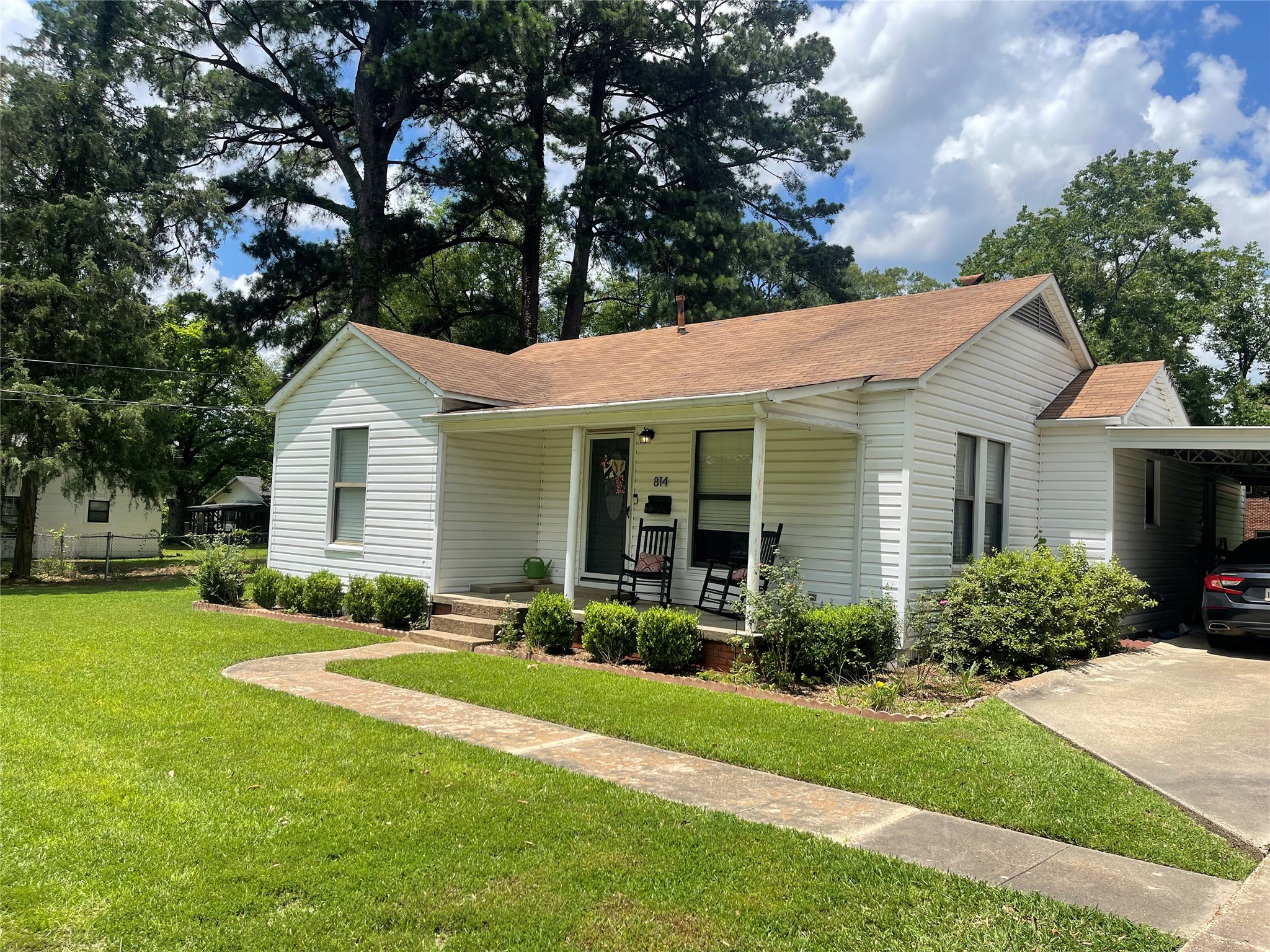 814 Spring Street Springhill LA 71075