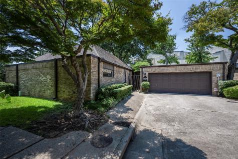 2819 Fairway Park Street Grand Prairie TX 75050