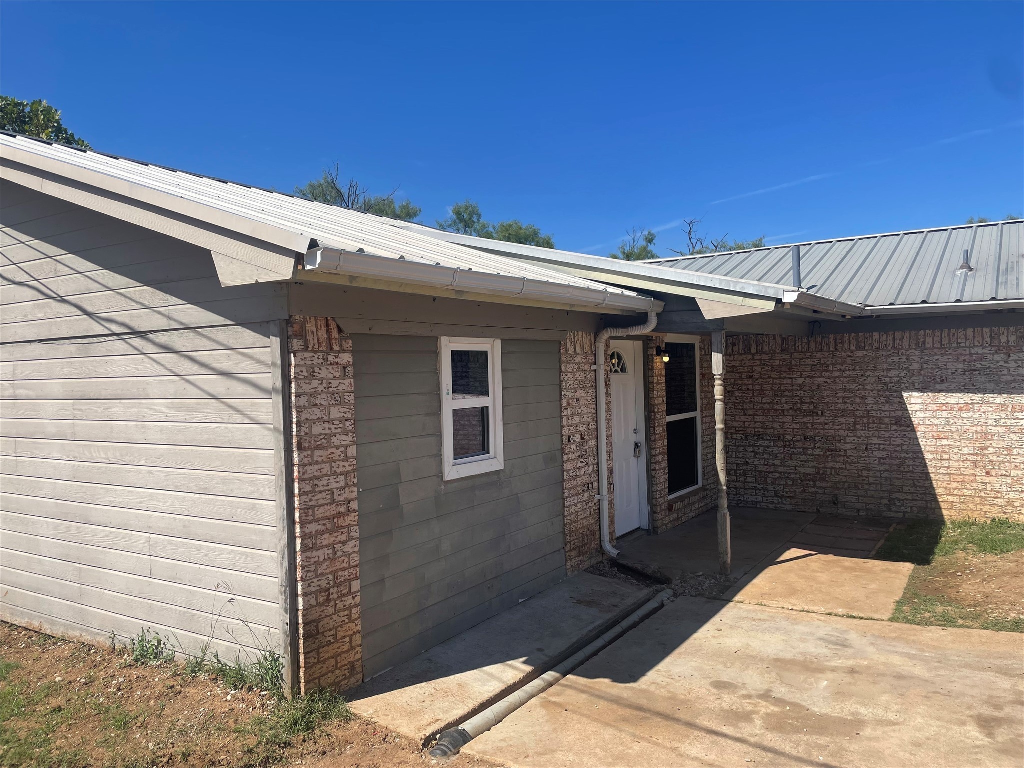 306 S Old Caddo Avenue Breckenridge TX 76424