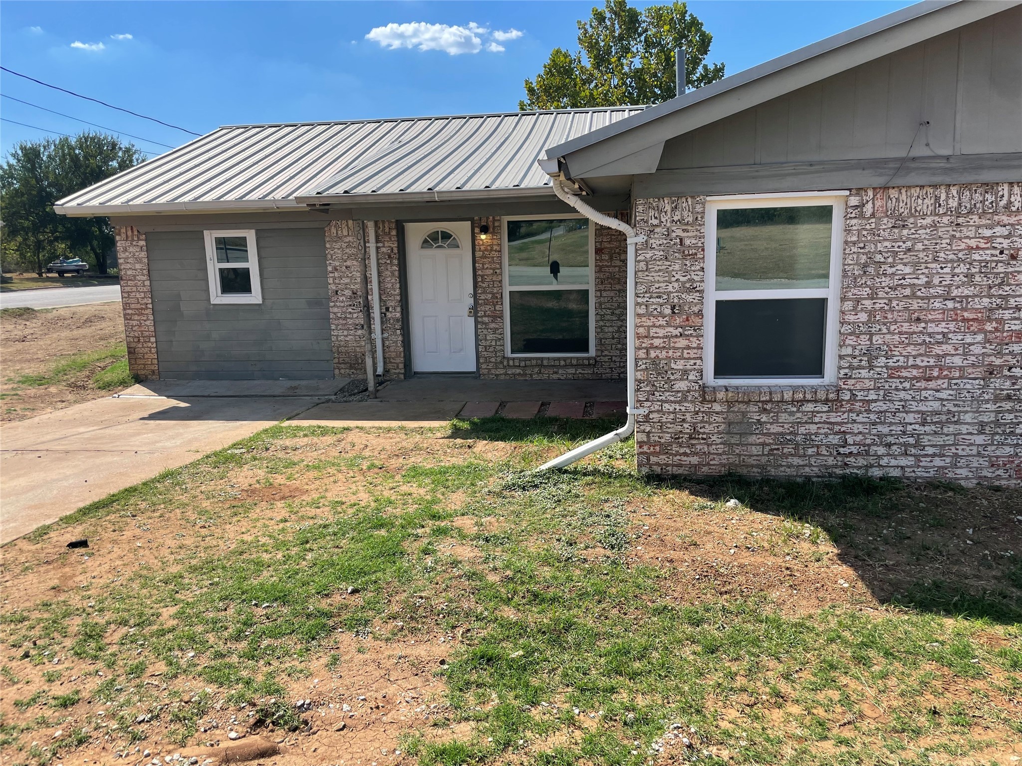 306 S Old Caddo Avenue Breckenridge TX 76424