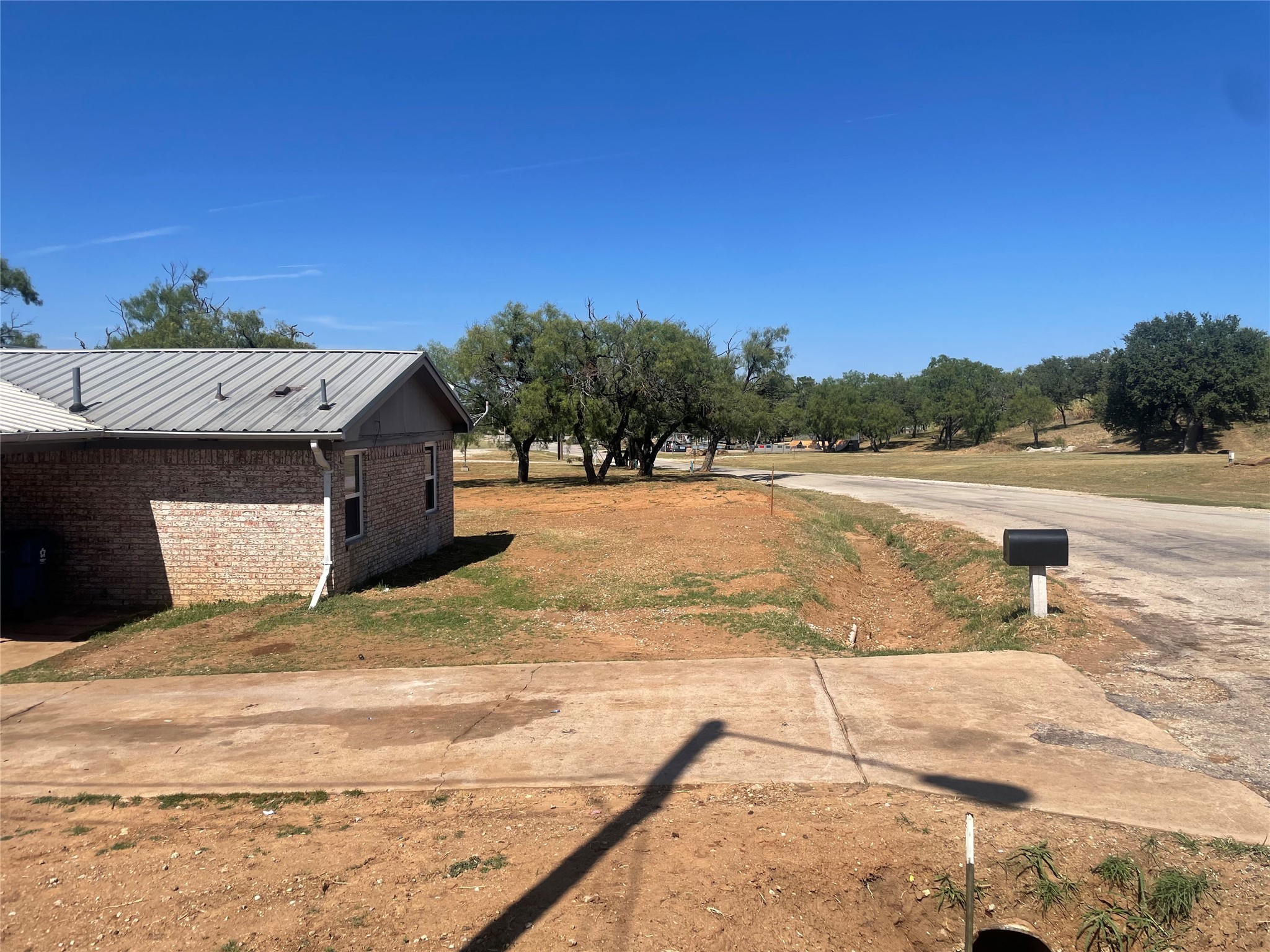 306 S Old Caddo Avenue Breckenridge TX 76424