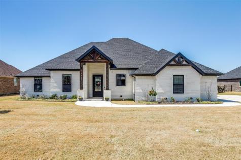 3914 Upper Lake Circle Granbury TX 76049