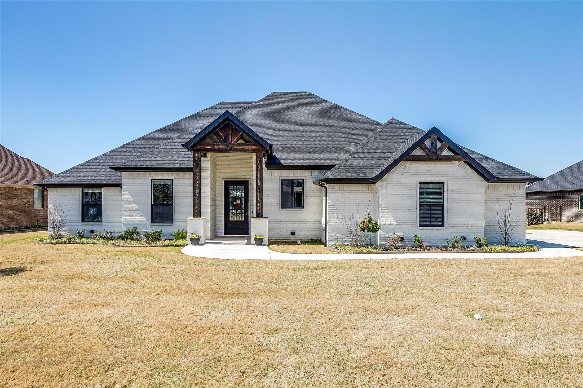 3914 Upper Lake Circle Granbury TX 76049