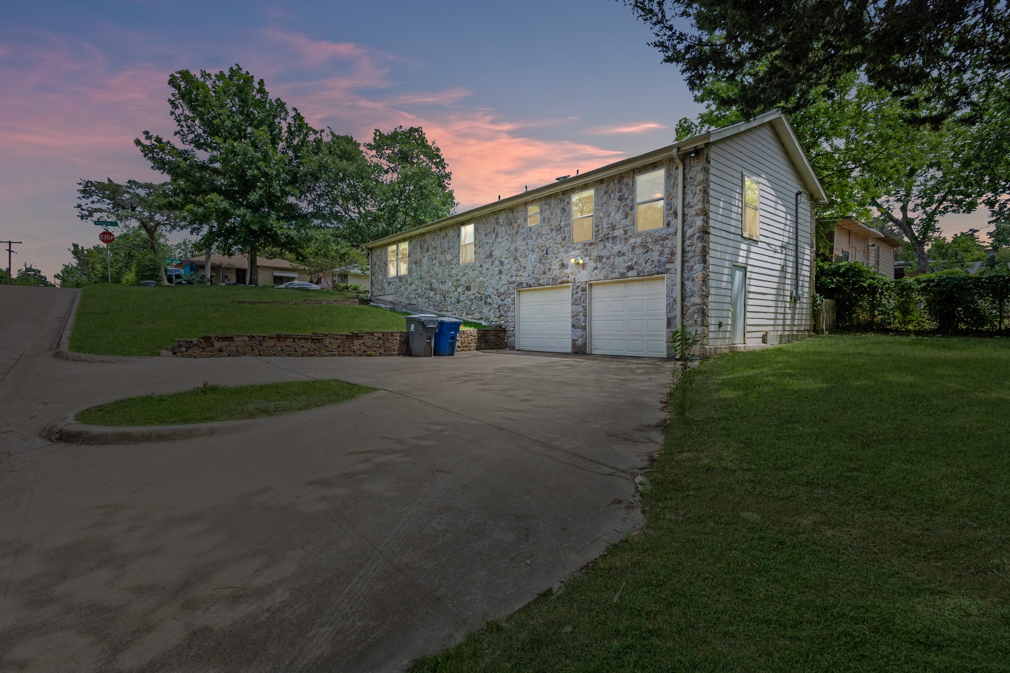 1303 Arizona Avenue Dallas TX 75216