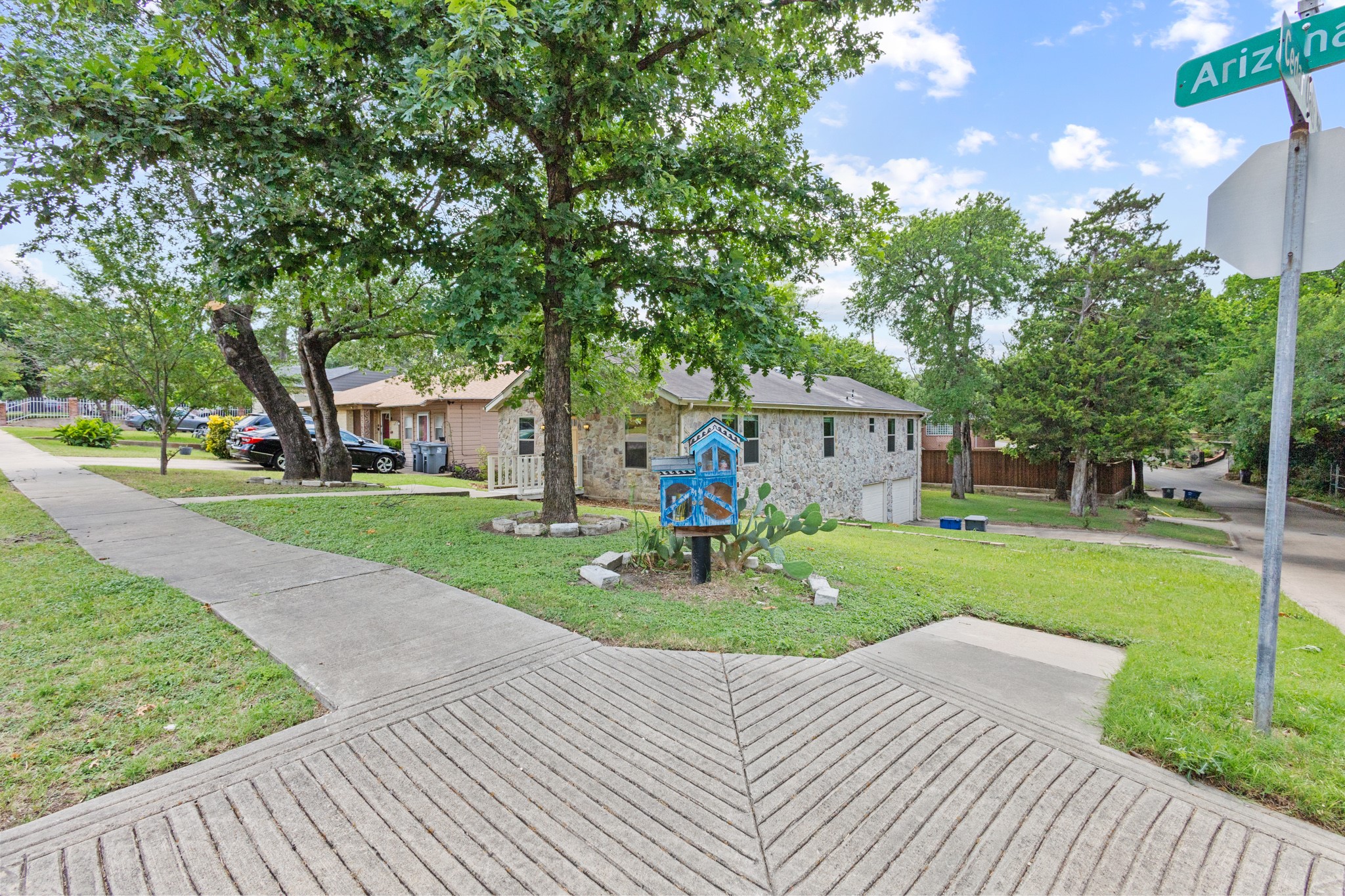 1303 Arizona Avenue Dallas TX 75216