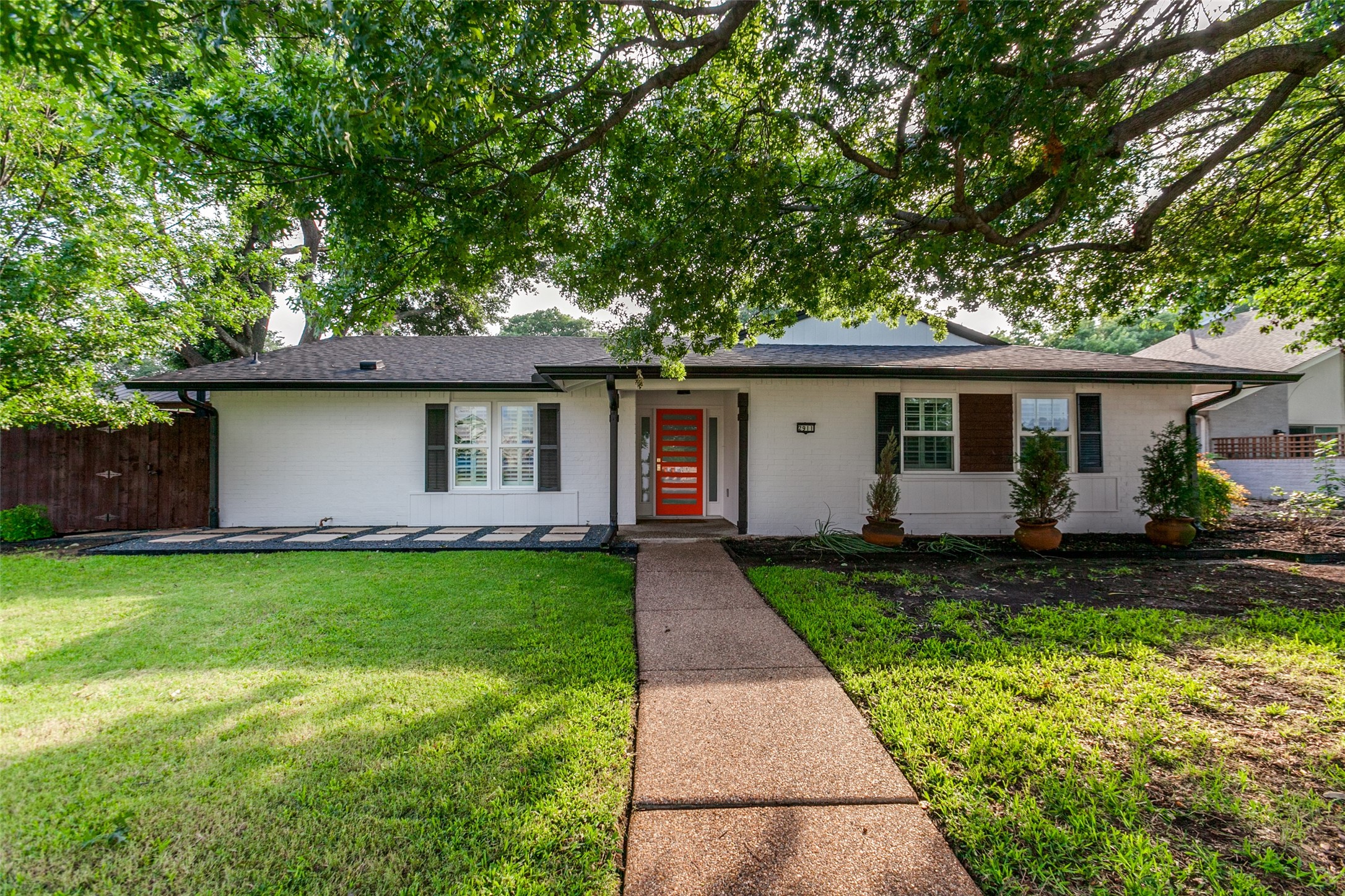 2911 Forest Hills Lane Richardson TX 75080