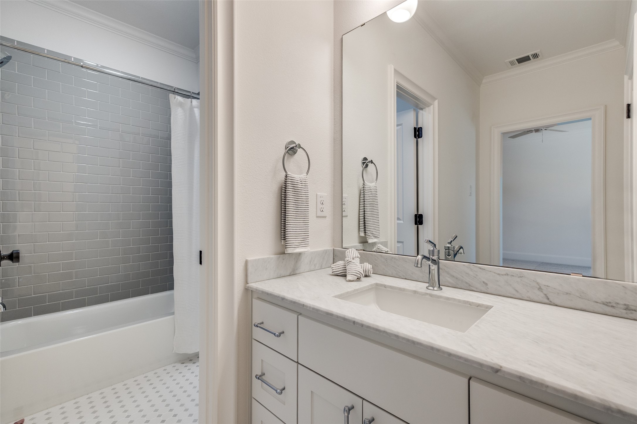 5820 Anita Street Dallas TX 75206