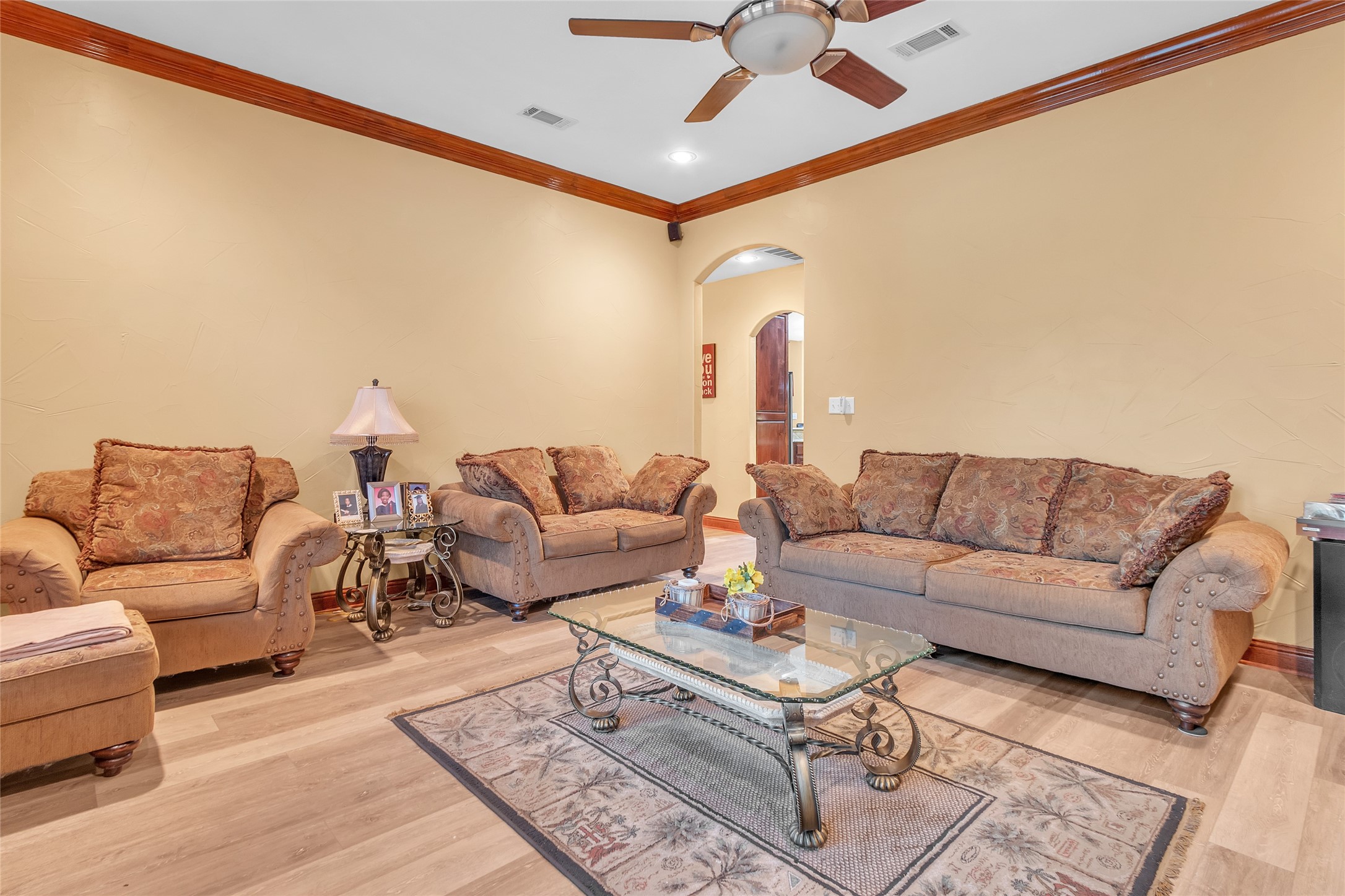 1921 Willow Bend Drive Oak Leaf TX 75154