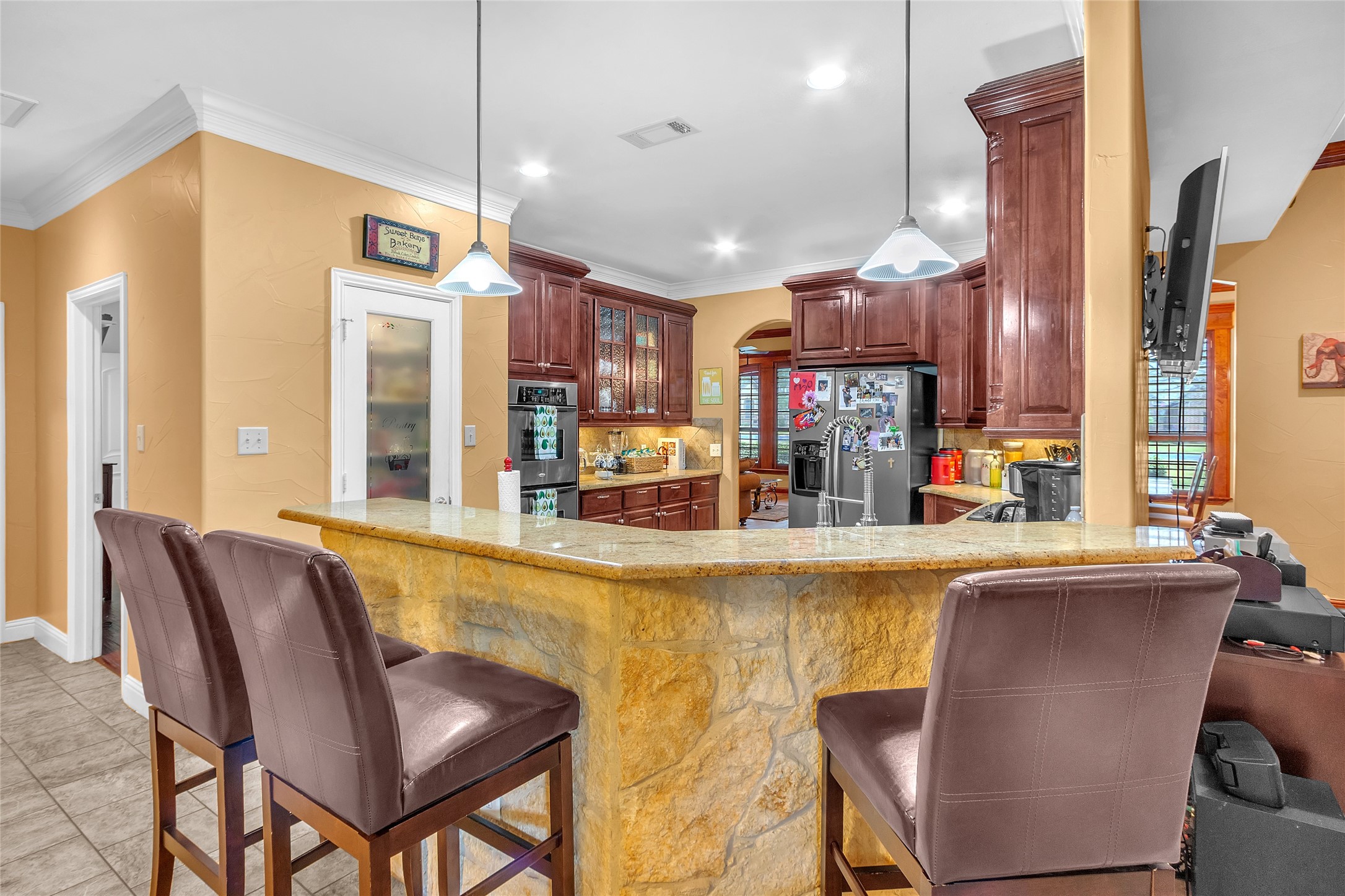 1921 Willow Bend Drive Oak Leaf TX 75154