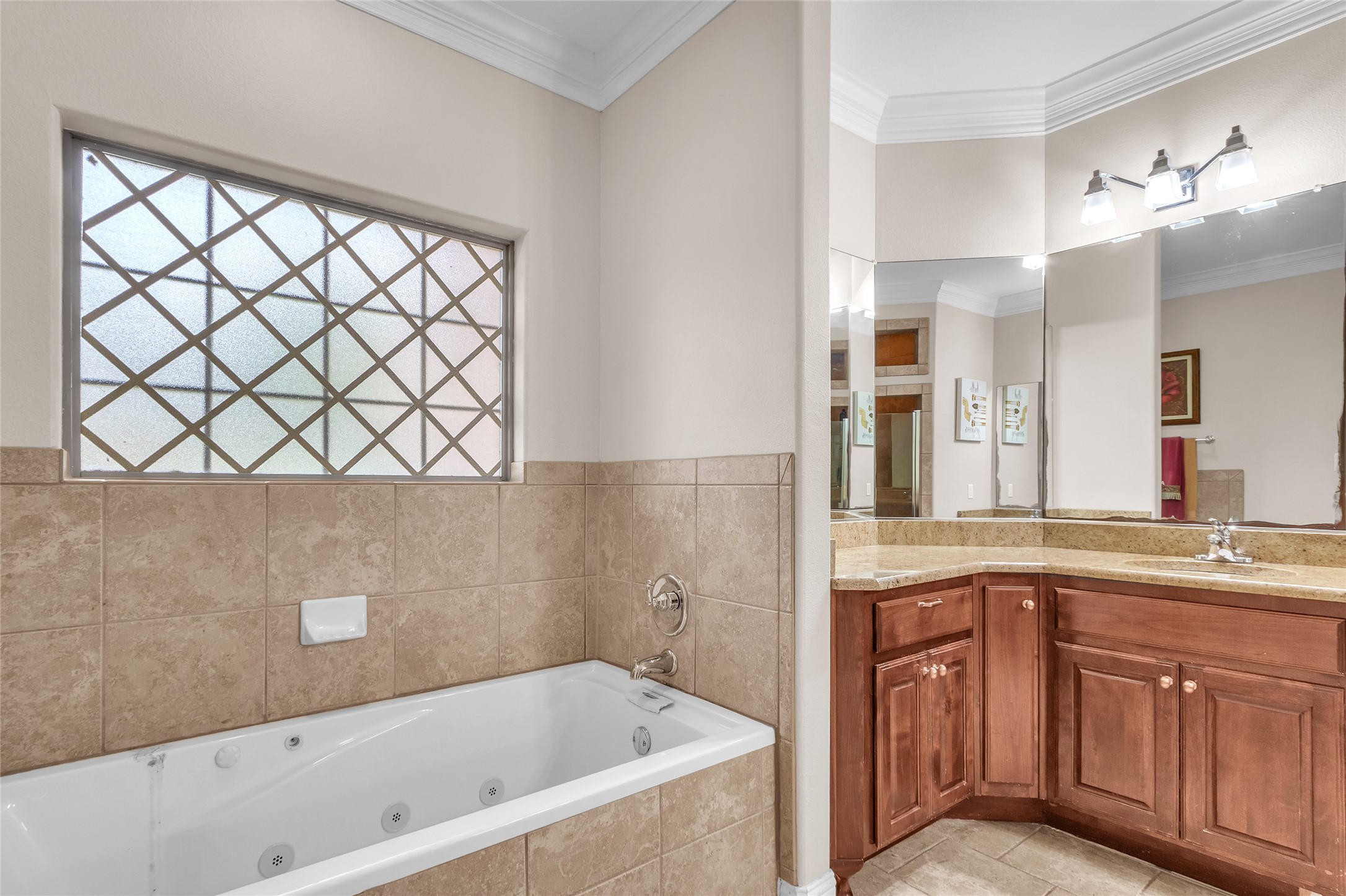 1921 Willow Bend Drive Oak Leaf TX 75154
