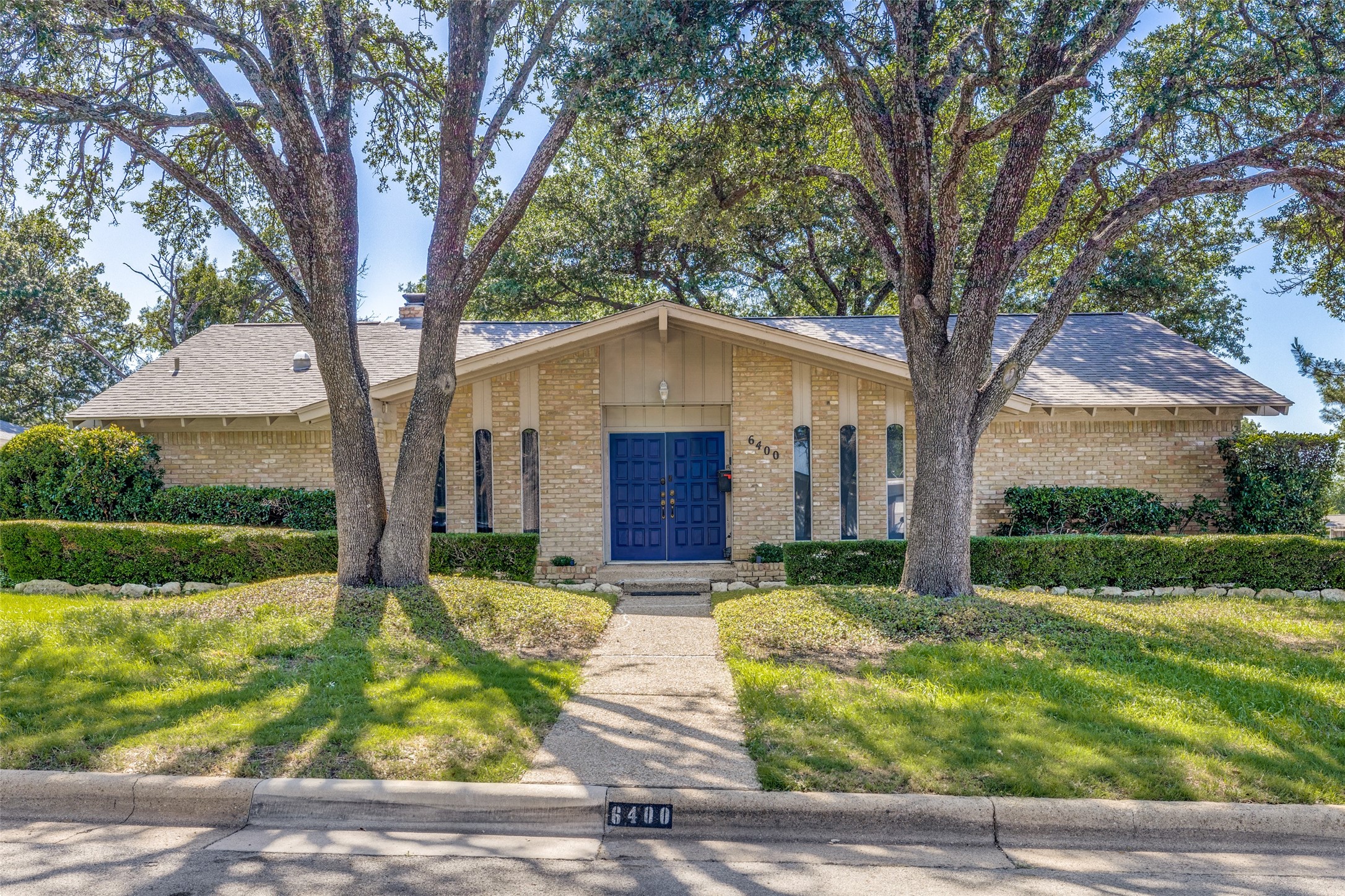 6400 Kingswood Drive Fort Worth TX 76133