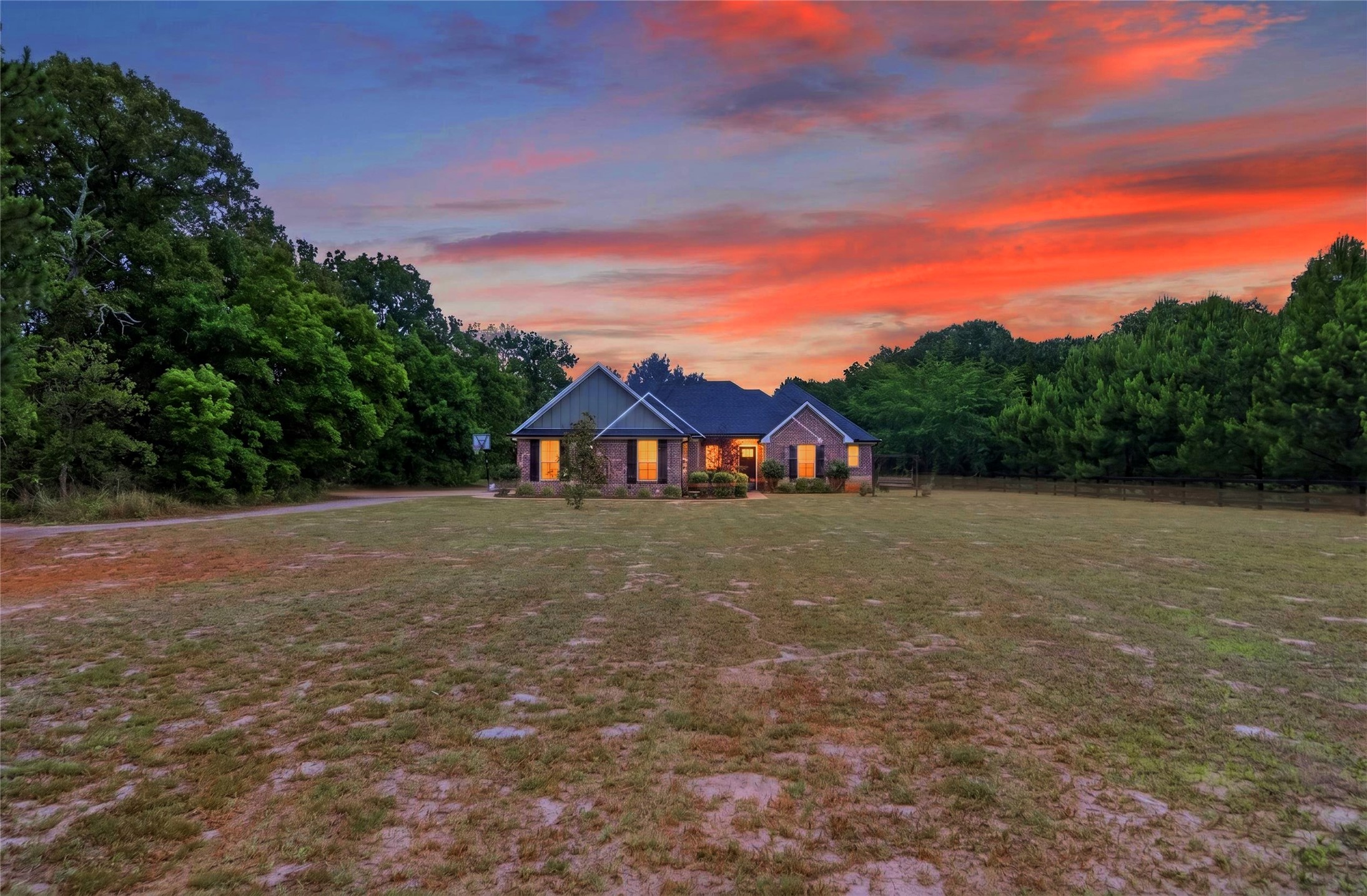 14676 County Road 424 Lindale TX 75771